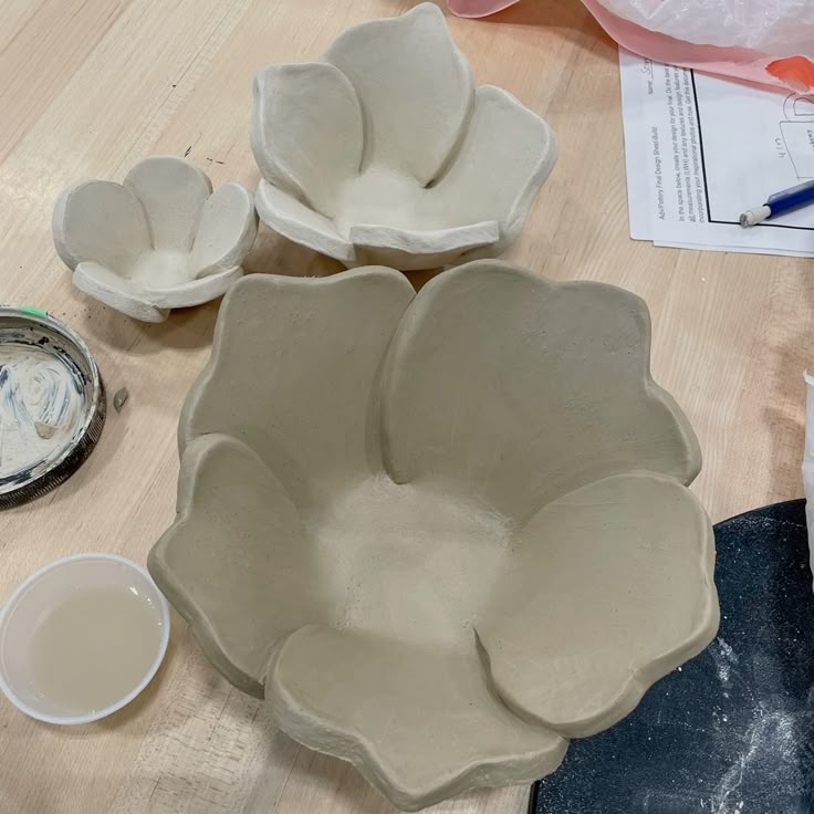 Sunday Crafternoon - Small Flower Bowls - June 8, 2025 - 3:00-5:00pm