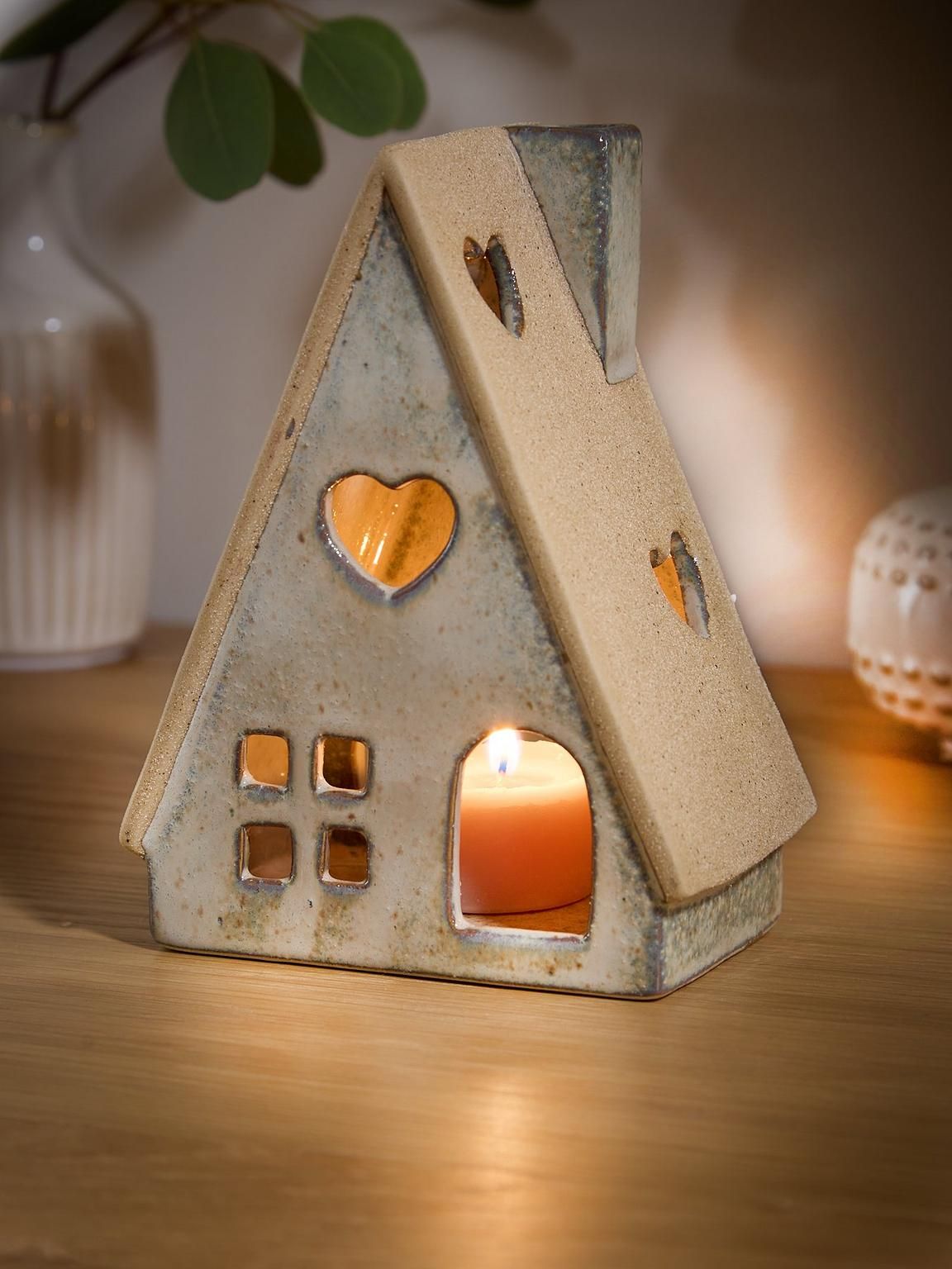Monday Craft Night - Love Shack Votive House - January 26, 2026- 6:00-8:00pm