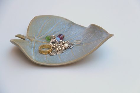 Sunday Crafternoon - Leaf Bowls - October 26th - 3:00-5:00pm